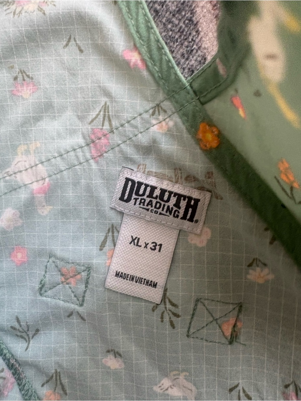 Duluth trading co heirloom gardening bib overalls in green garden goose size XL - Picture 4 of 4